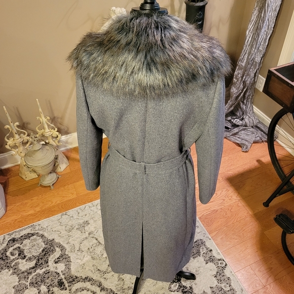 BCBG Max Azria Full Length Wool Blend Coat with Faux Fur Collar - Picture 13 of 17